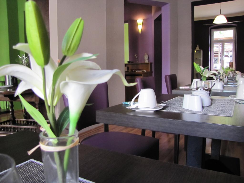 Central Hotel Gera Bagian luar foto