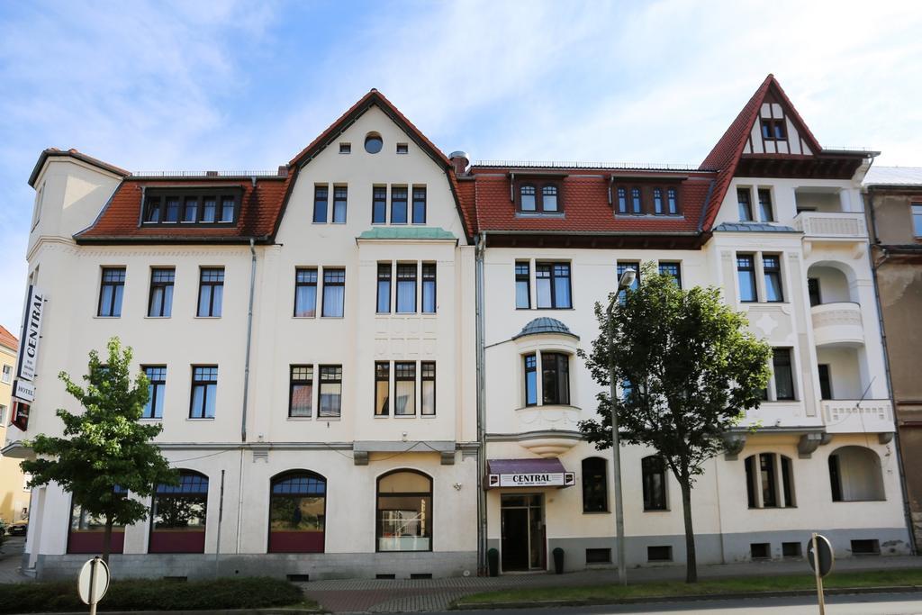 Central Hotel Gera Bagian luar foto